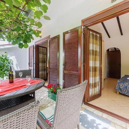 Mugeba Club 公寓 波雷奇